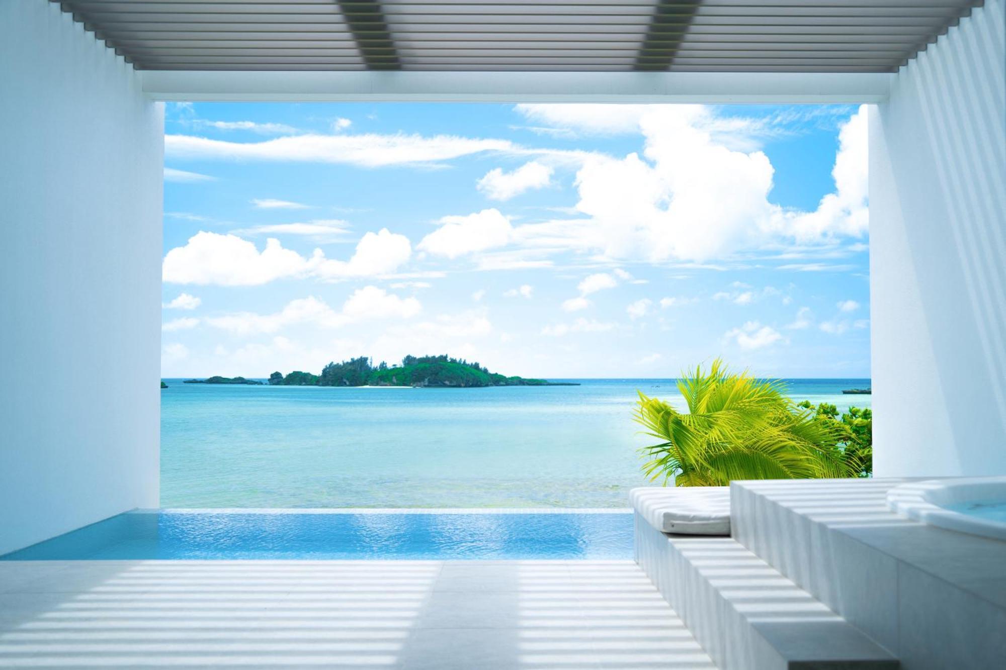 Villa Valiosa On The Beach Onna Exterior foto